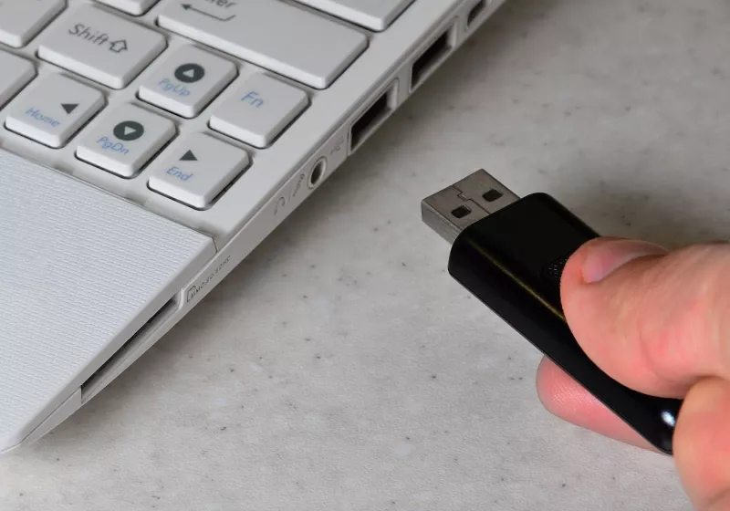 SSA, Eski DOGE Çalışanının USB Veri İddiasını İnceliyor